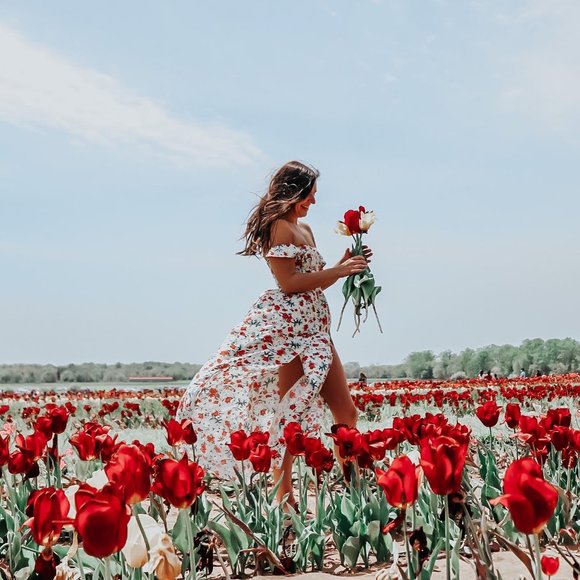 Meet your Posher, Ashley - Picture 2 of 11